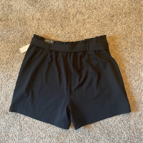 Maurice’s Paper Bag Shorts with Tie - Picture 3 of 4